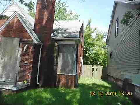 12130 Barlow (4)_m.jpg